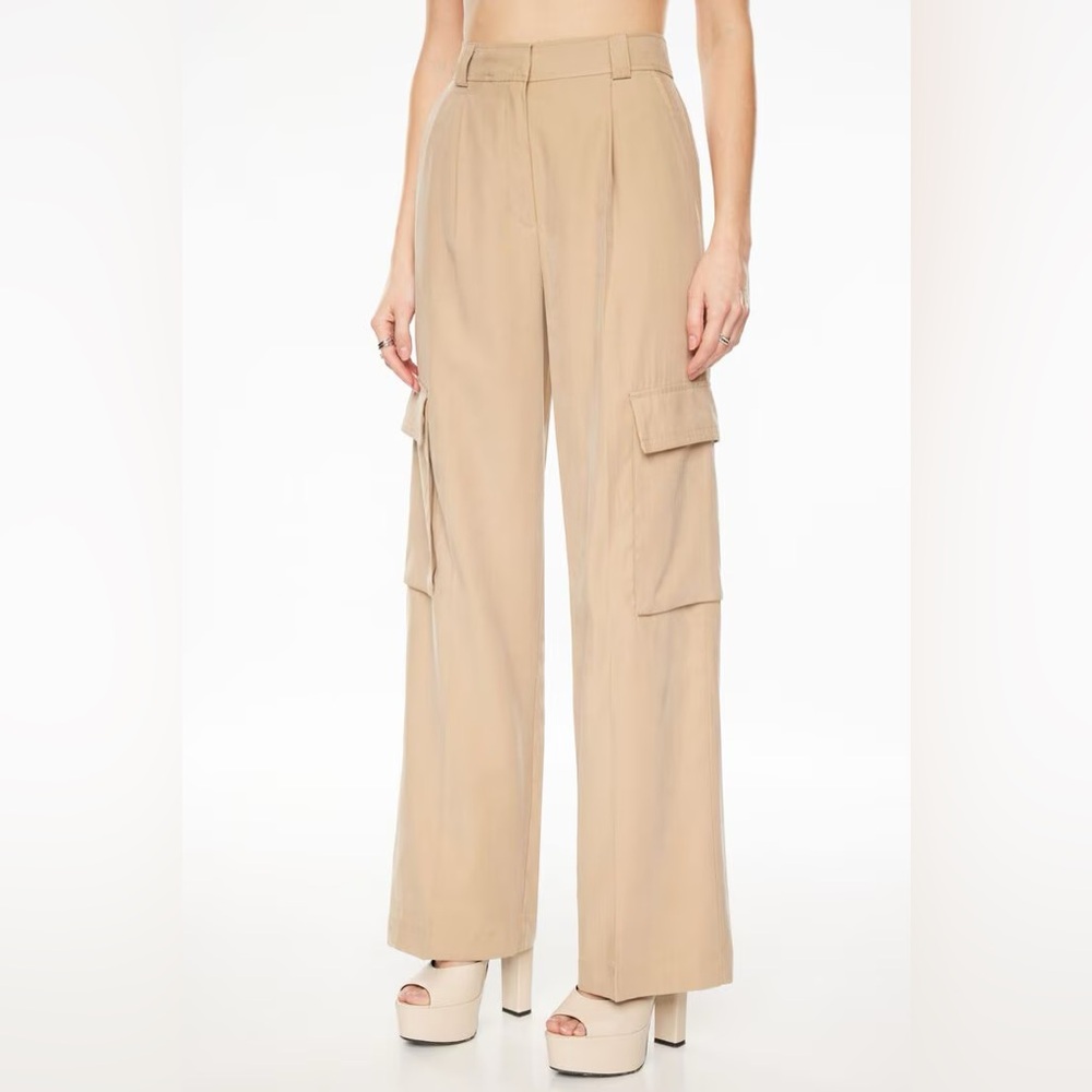 Dynamite Gemma Beige Wide Leg Cargo Pants
